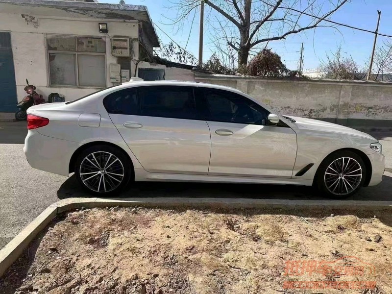 济南19年宝马5系3