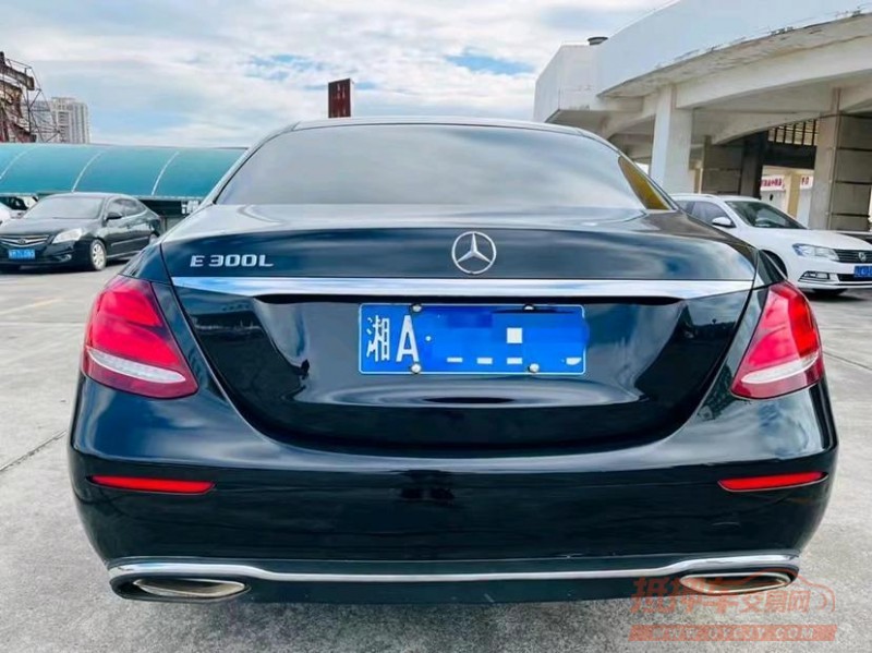 东莞17年奔驰E8