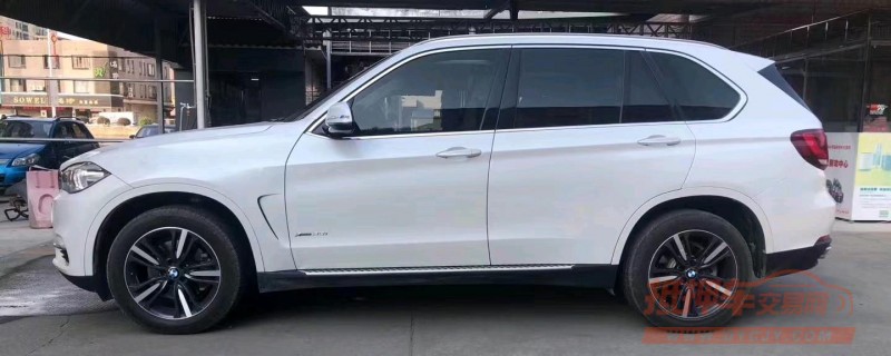 广州17年宝马X57