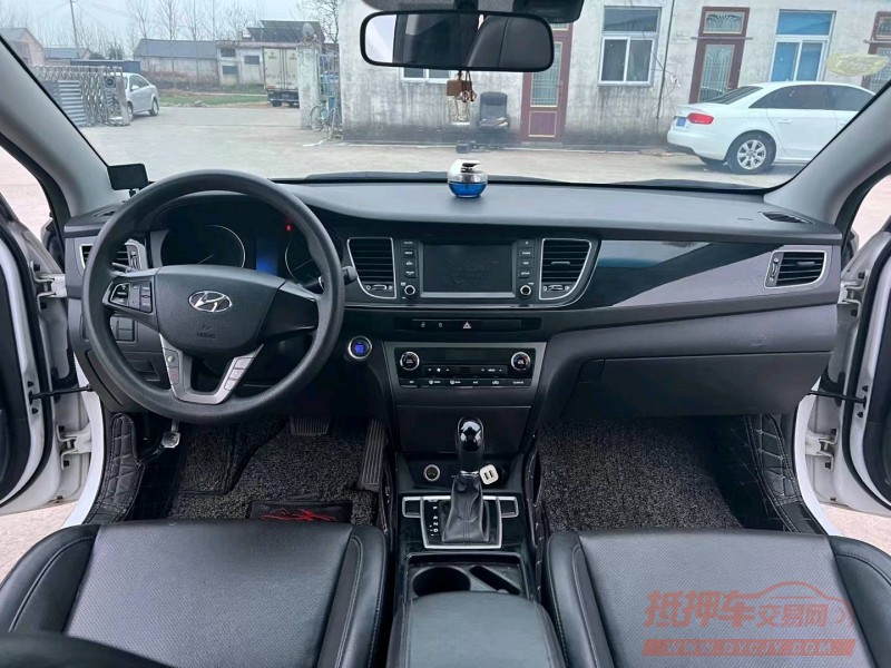 徐州16年现代名图5