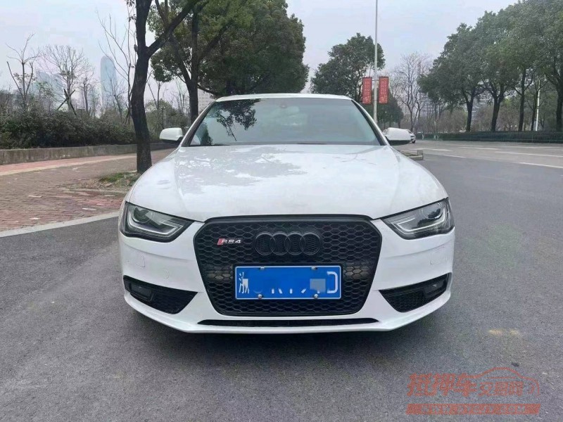 嘉兴15年奥迪A4L1