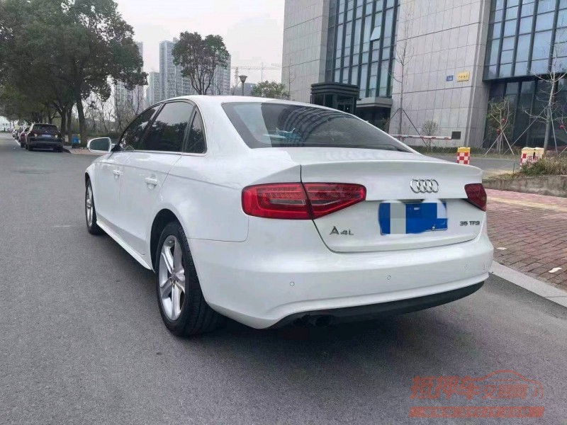 嘉兴15年奥迪A4L4