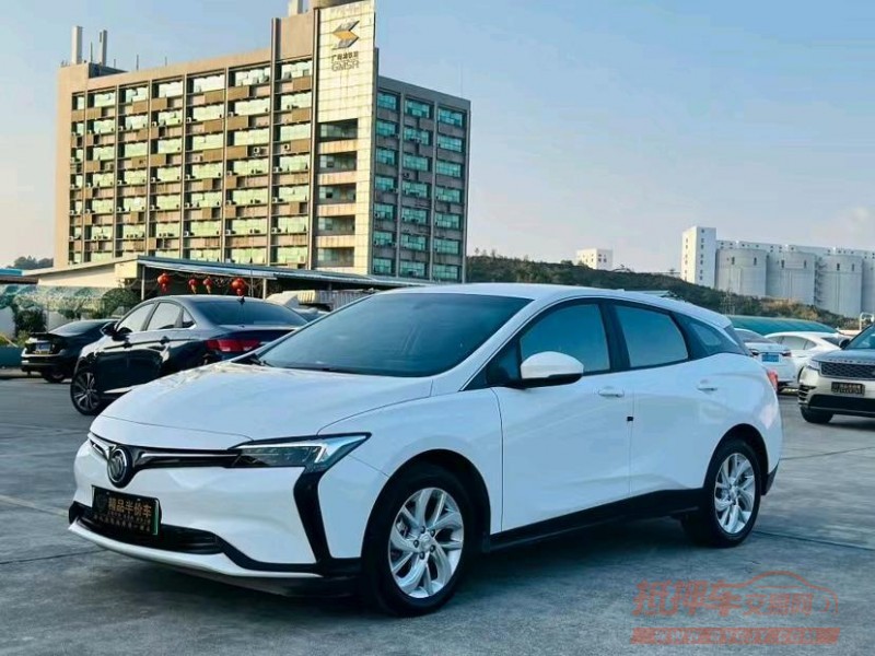 东莞22年别克微蓝2