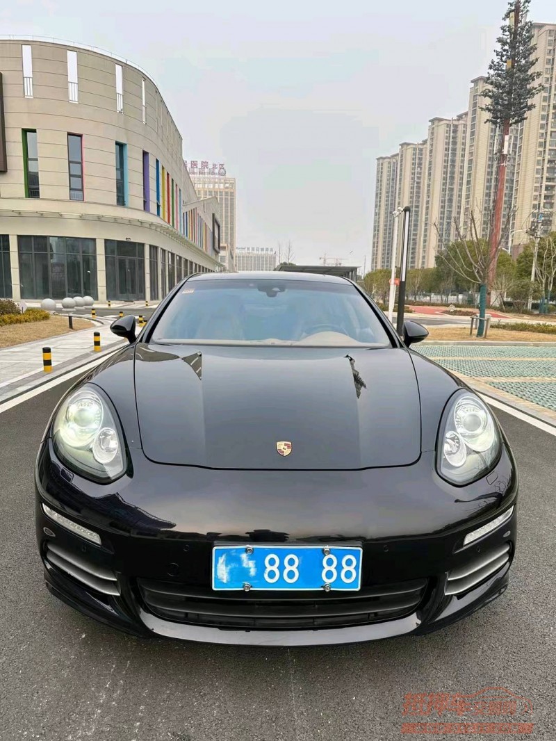 淮南14年保时捷帕拉梅拉1