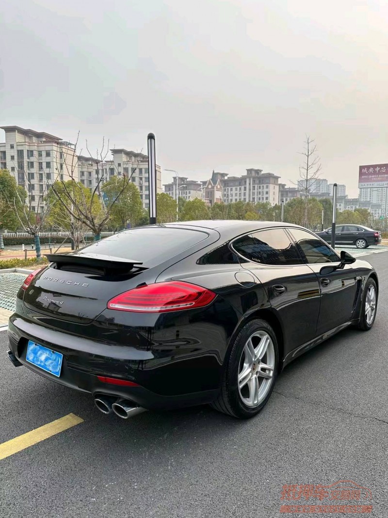 淮南14年保时捷帕拉梅拉5