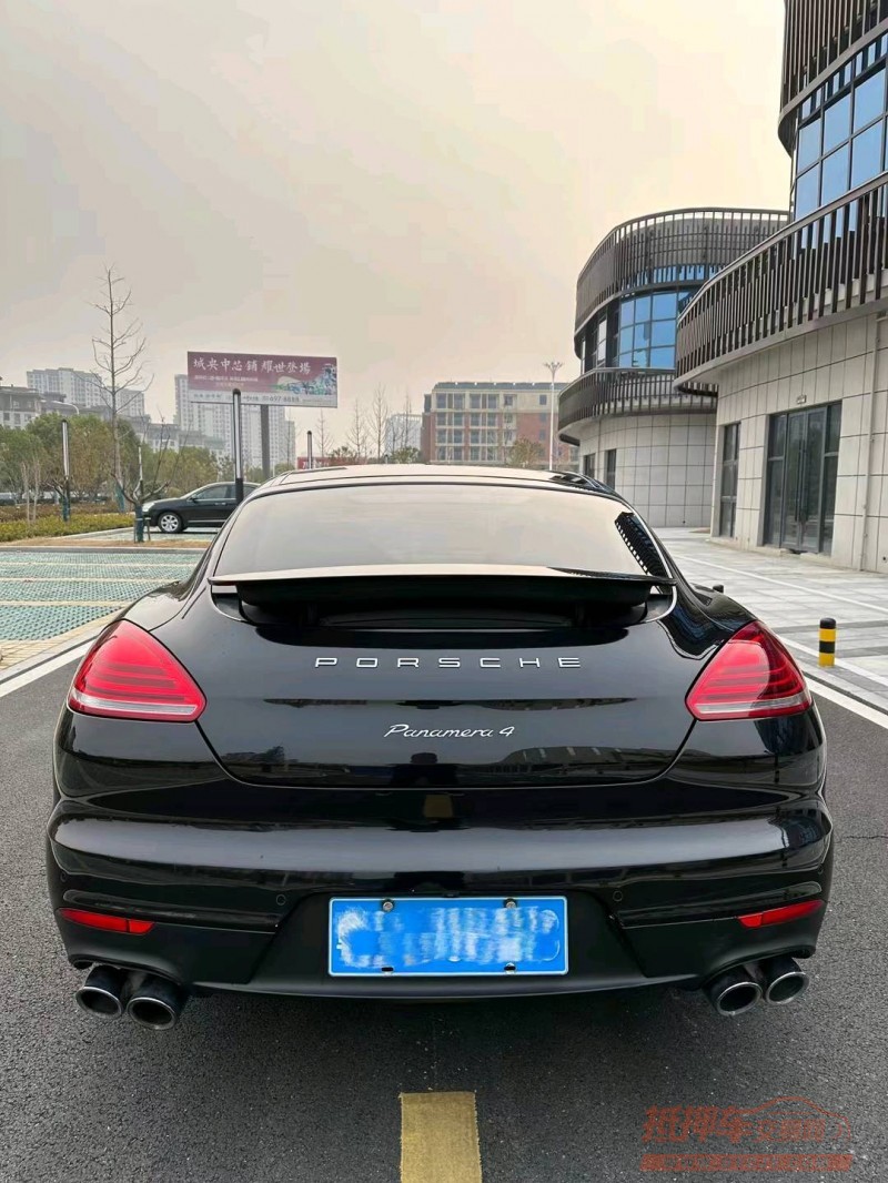 淮南14年保时捷帕拉梅拉8