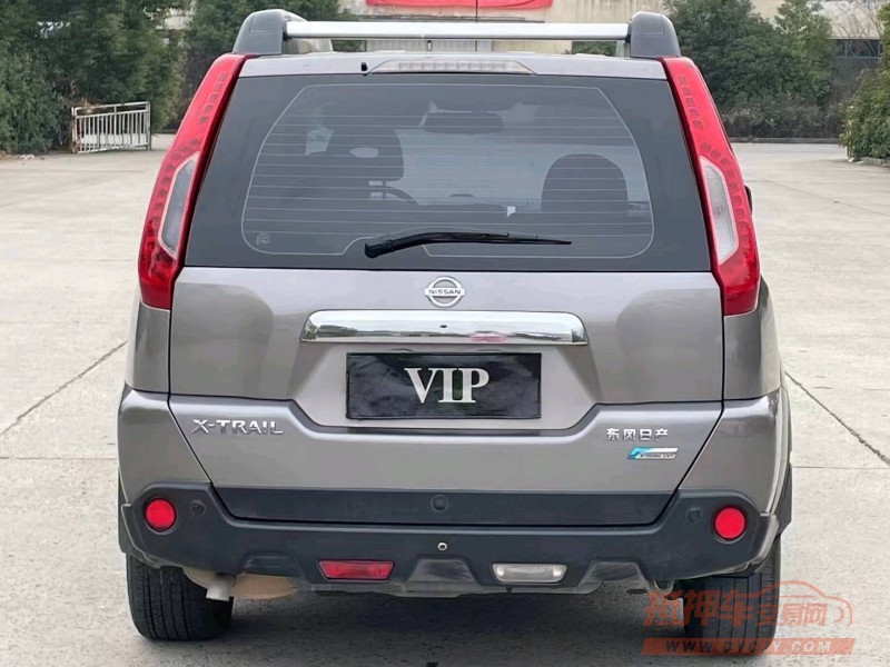 宜昌12年日产奇骏3