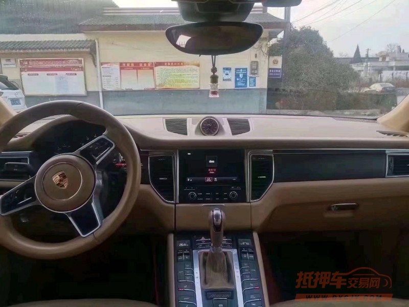 邢台16年保时捷Macan5