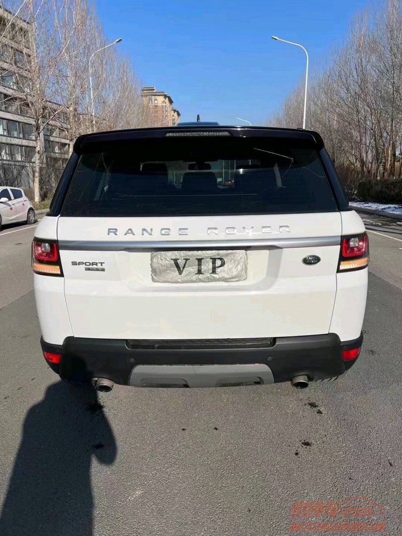 沈阳17年路虎揽胜运动9