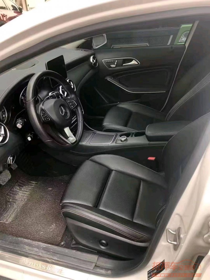 邯郸18年奔驰GLA3