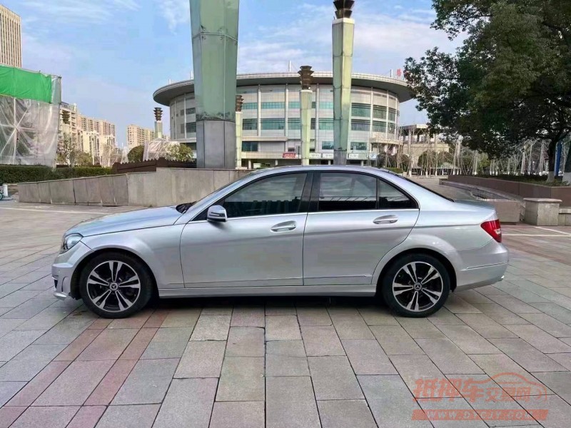 嘉兴13年奔驰C2