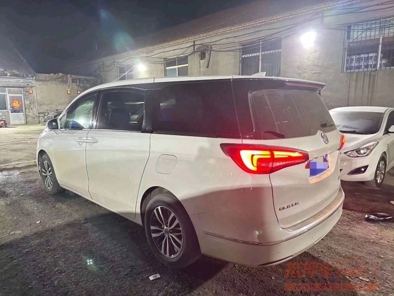 枣庄19年别克GL86