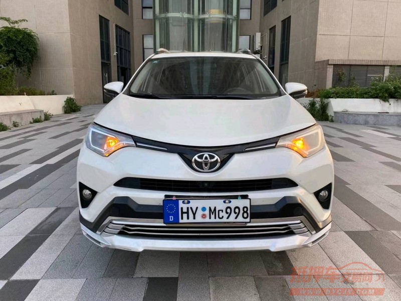 东莞17年丰田RAV41
