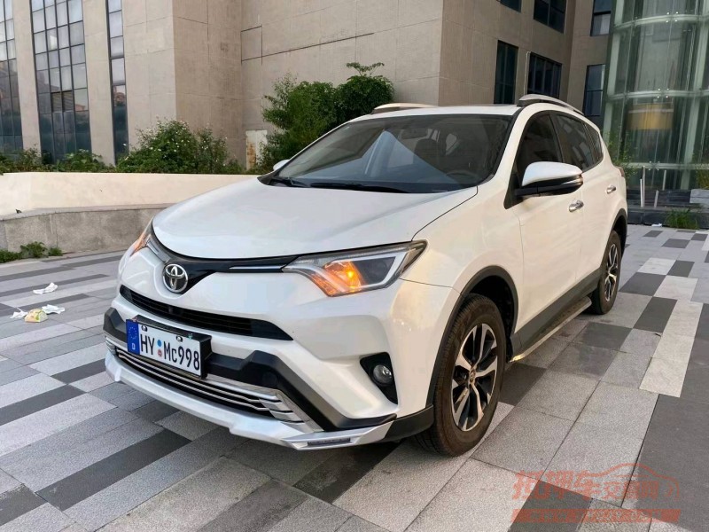 东莞17年丰田RAV42