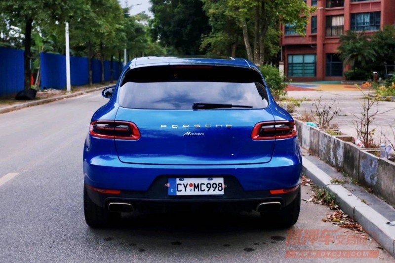 东莞16年保时捷Macan9