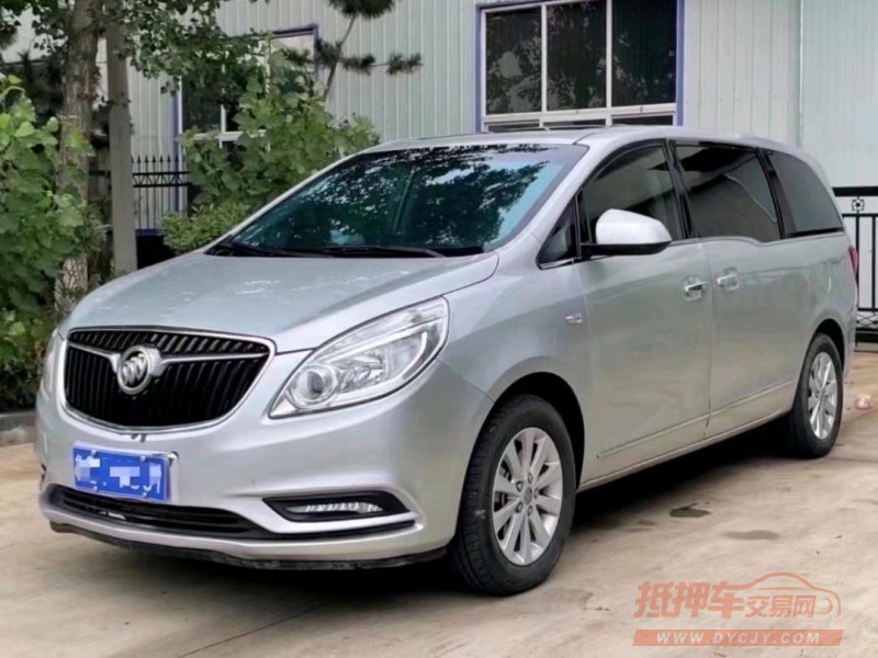 青岛17年别克GL84