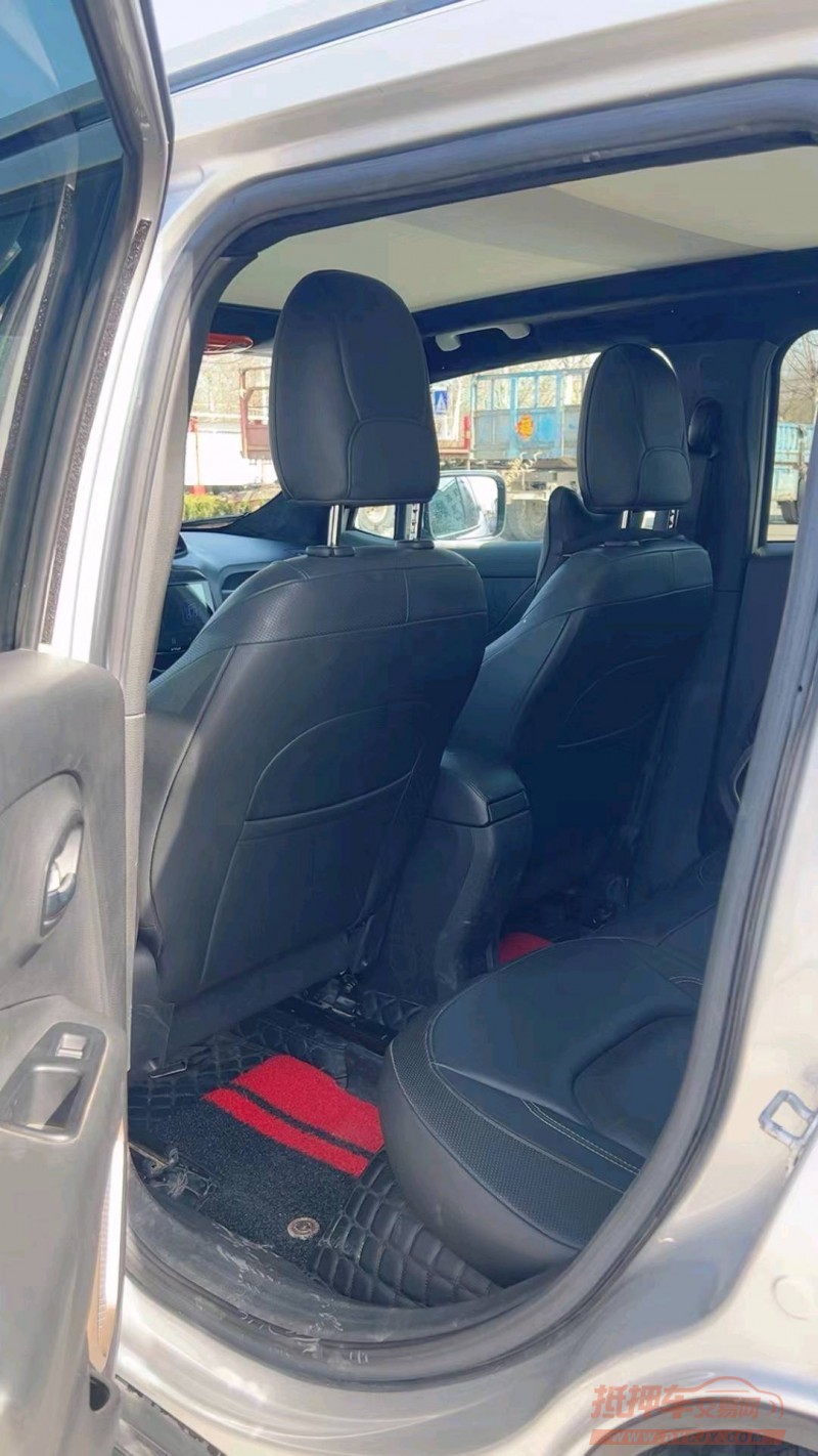 枣庄16年Jeep自由侠7