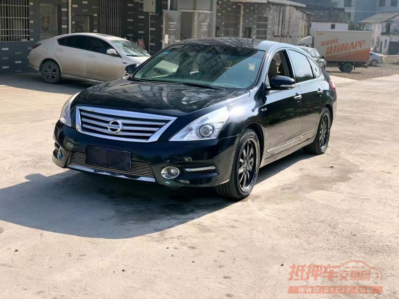 北京13年日产天籁1