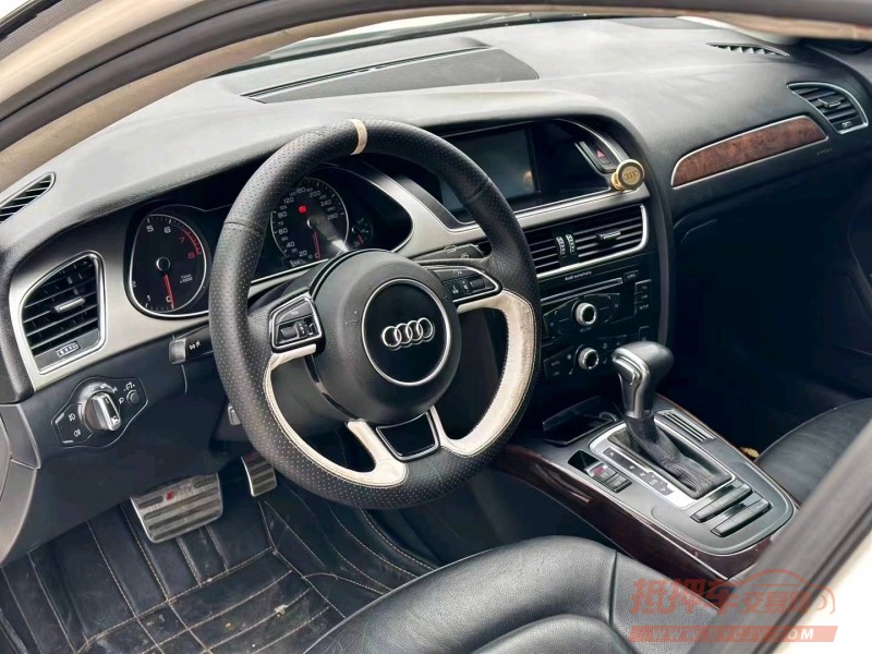 北京13年奥迪A4L1