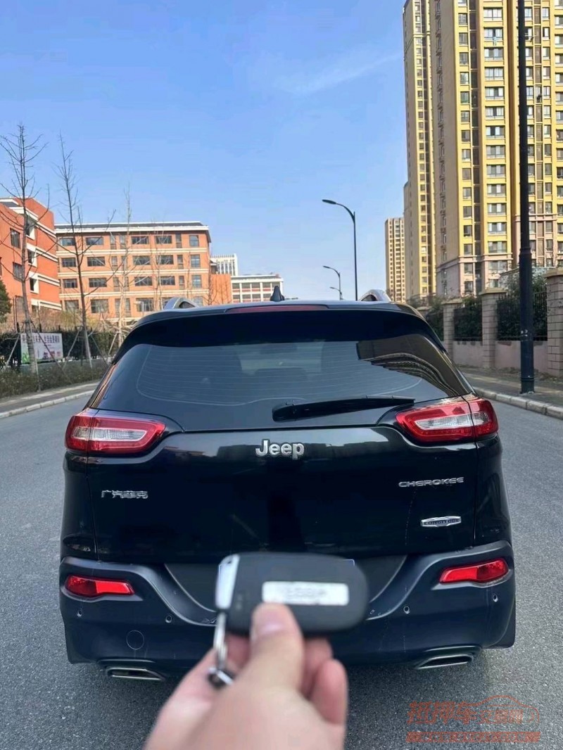 淮南16年Jeep自由光2