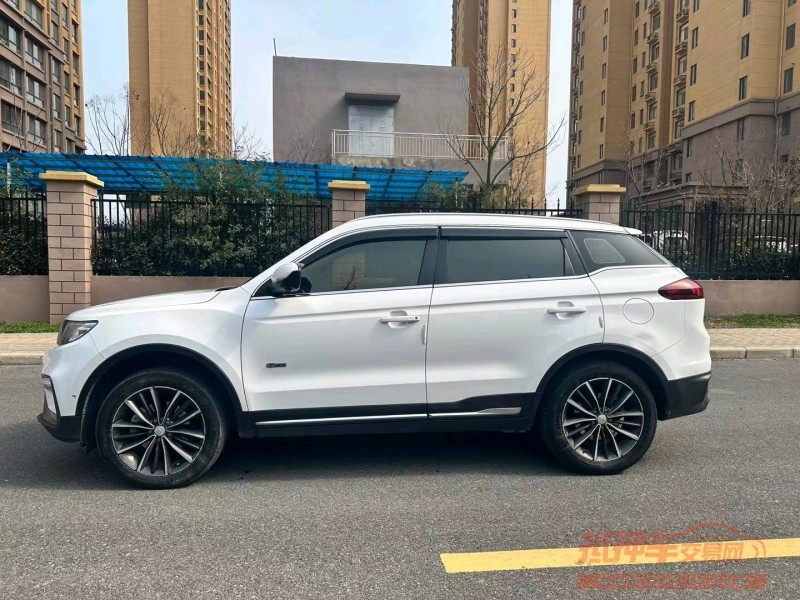 淮南18年吉利博越2