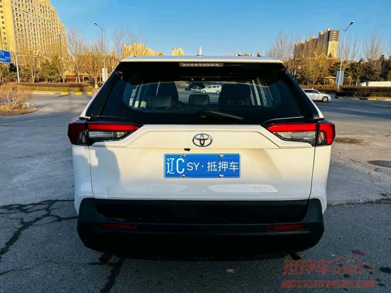 沈阳21年丰田RAV47