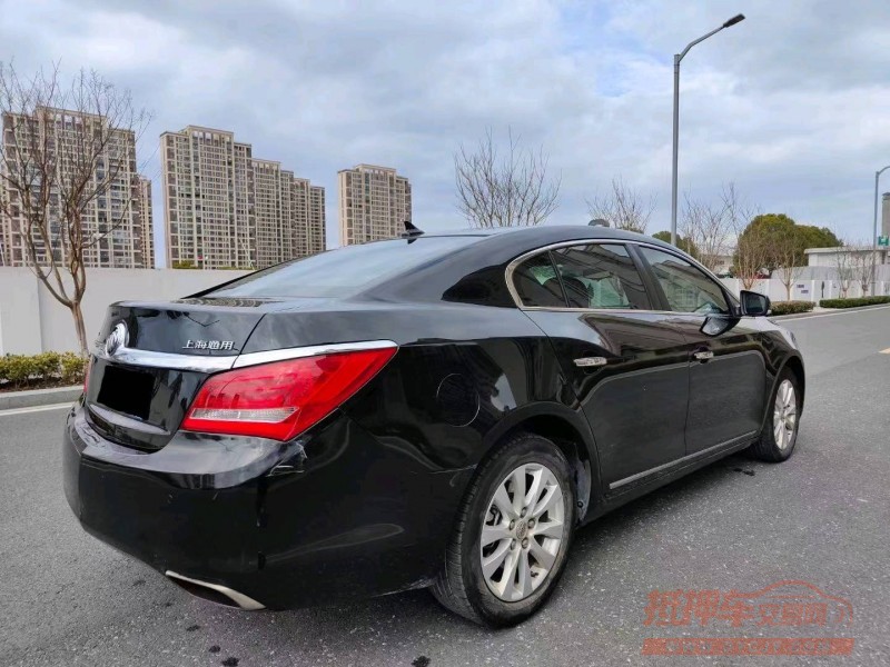 常州16年别克君越5