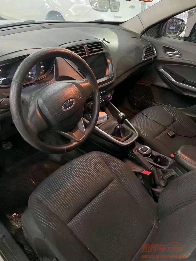 枣庄20年福特福睿斯7