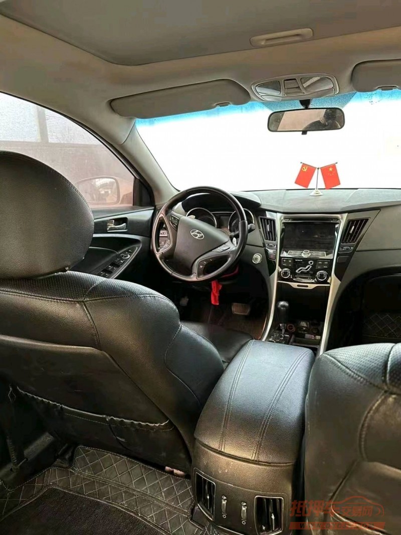 济南14年现代索纳塔八2