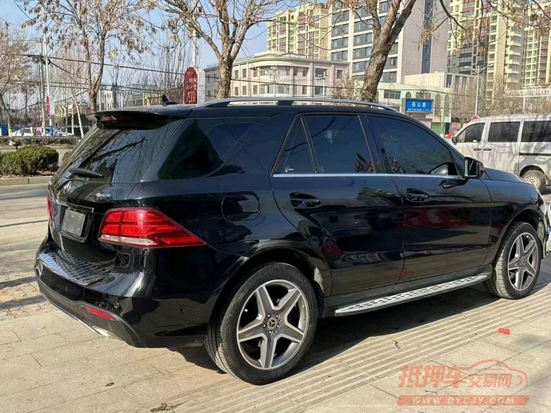 枣庄17年奔驰GLE6