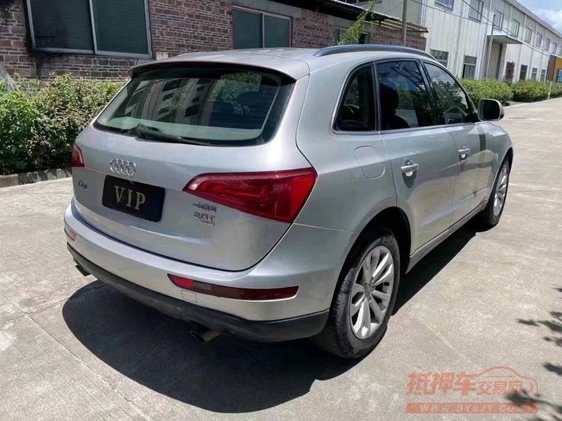 衡陽10年奧迪Q58