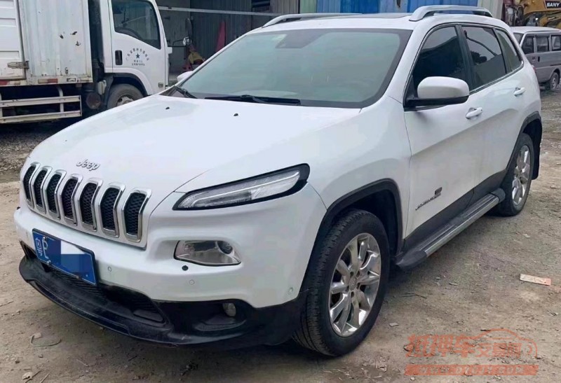 珠海15年Jeep自由光5