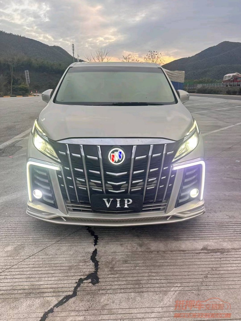 徐州18年别克GL81