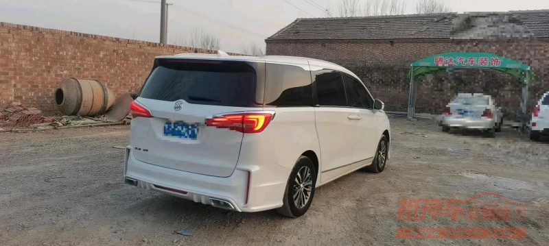 枣庄17年别克GL82