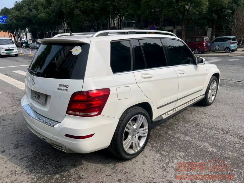 宜昌15年奔驰GLK7