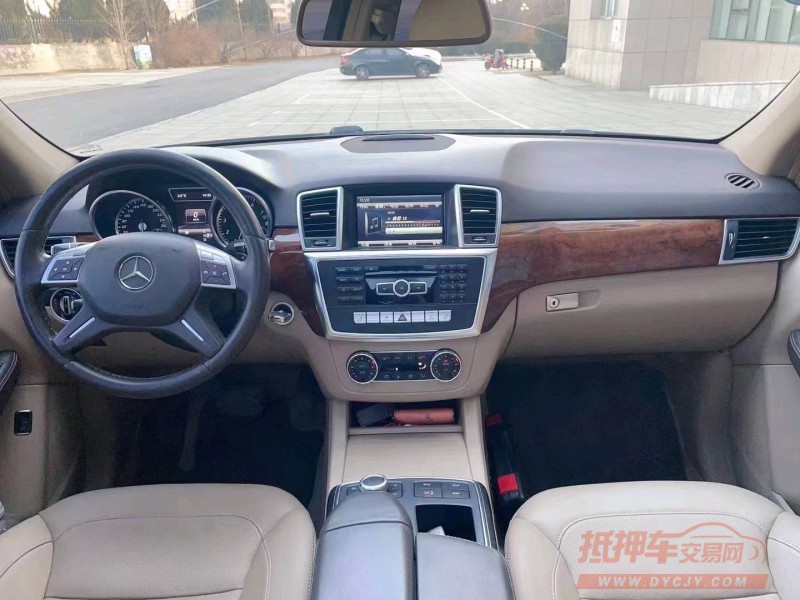枣庄13年奔驰ML5