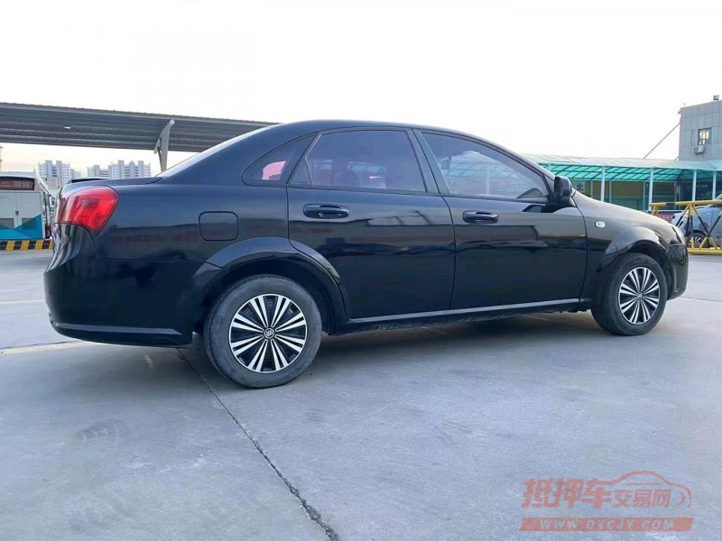 枣庄15年别克凯越3