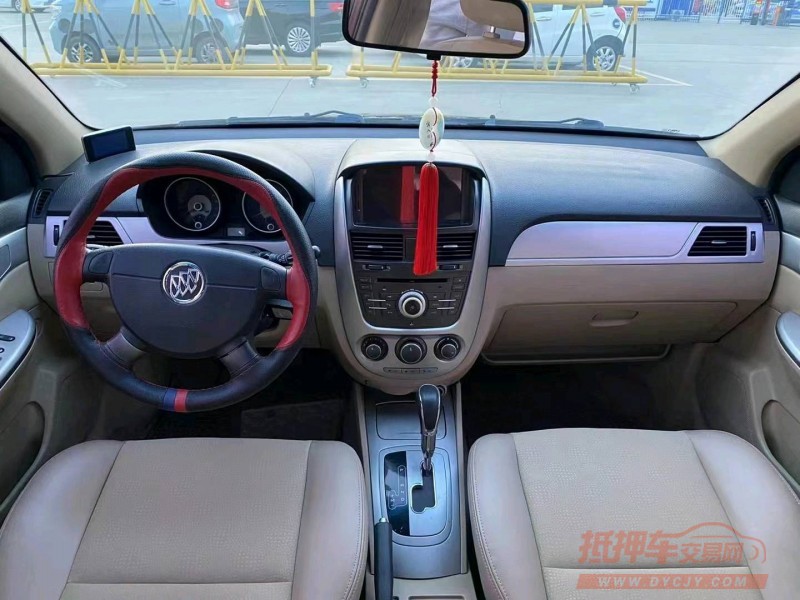 枣庄15年别克凯越4