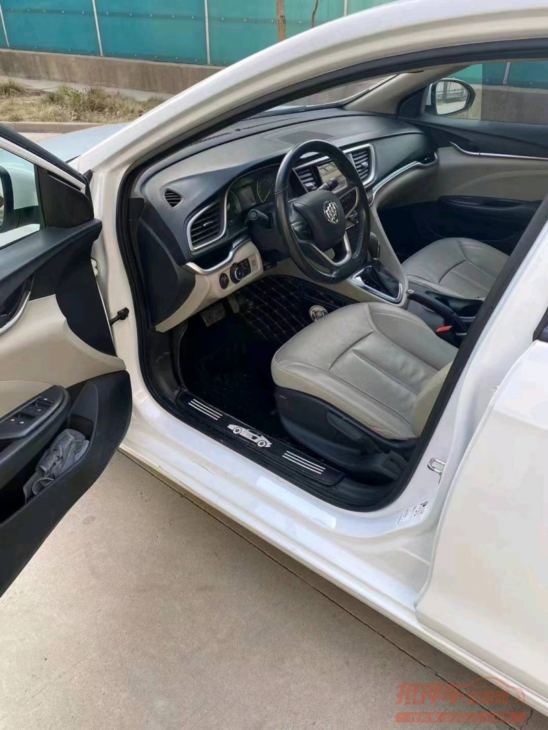 枣庄20年别克英朗5