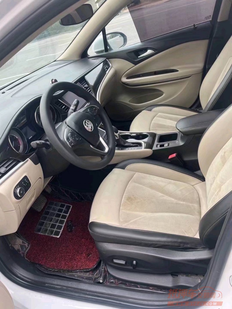 淮南17年别克威朗8