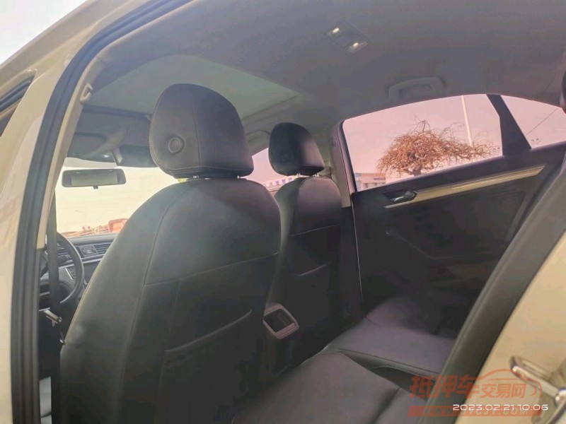 保定17年大众凌渡8