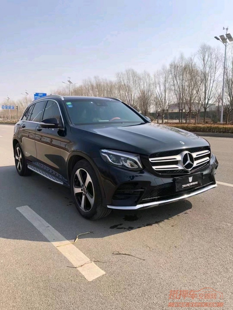 北京19年奔驰GLC4