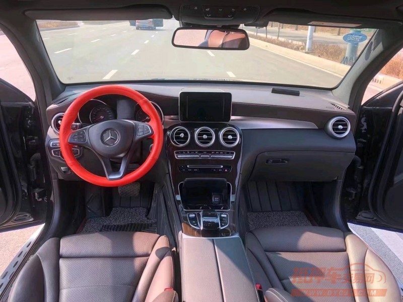 北京19年奔驰GLC7