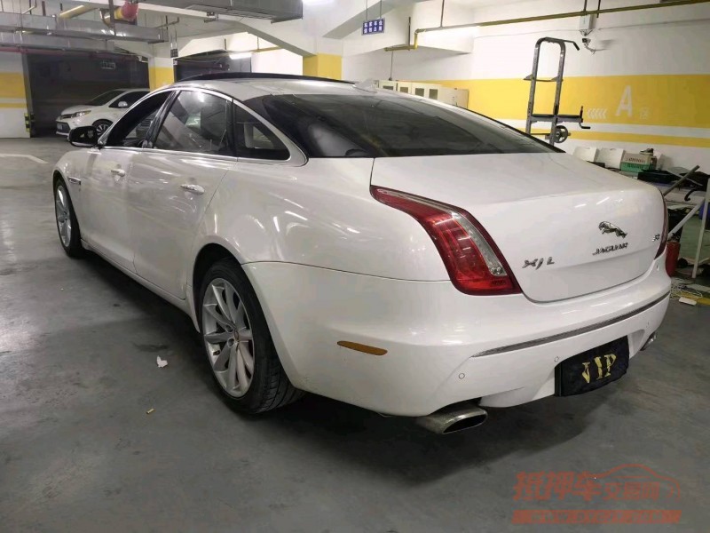 武汉15年捷豹XJL8