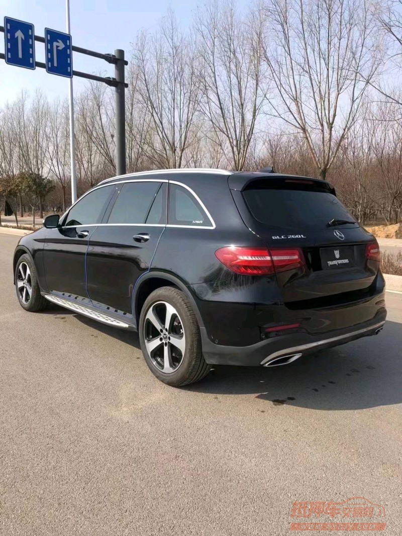 北京19年奔驰GLC9