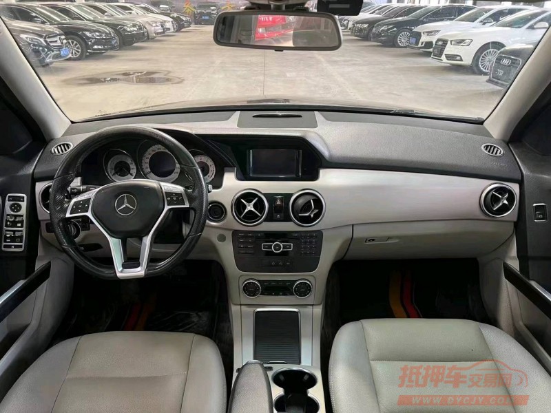 济宁15年奔驰CLK4