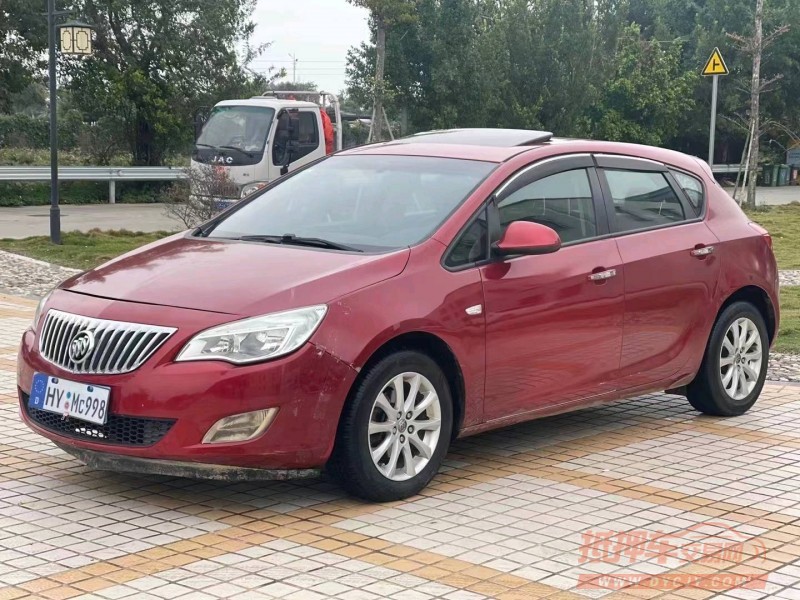 珠海11年别克英朗3