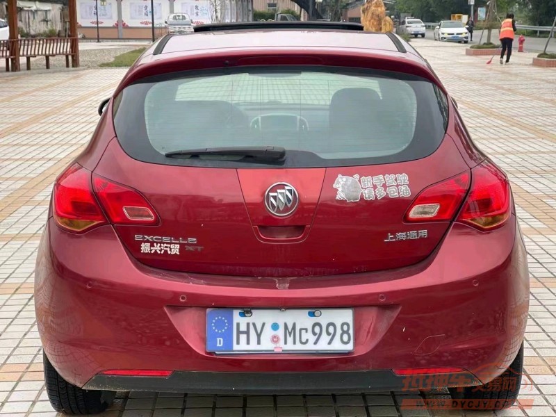 珠海11年别克英朗5