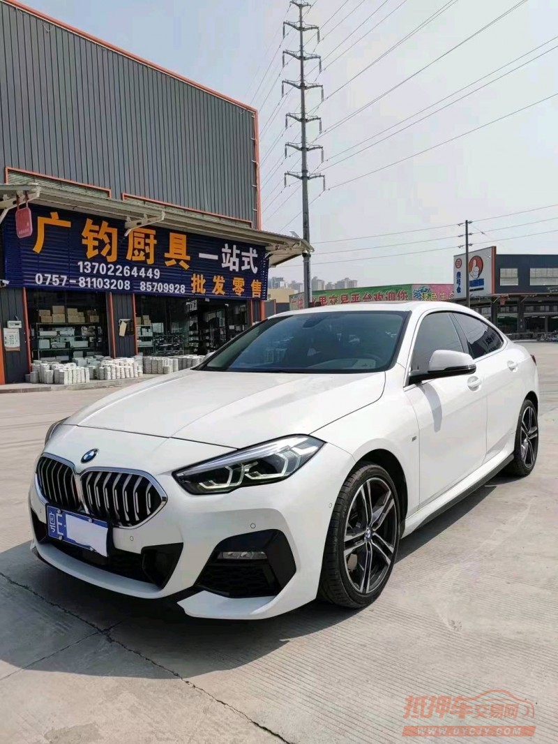 珠海21年宝马2系8