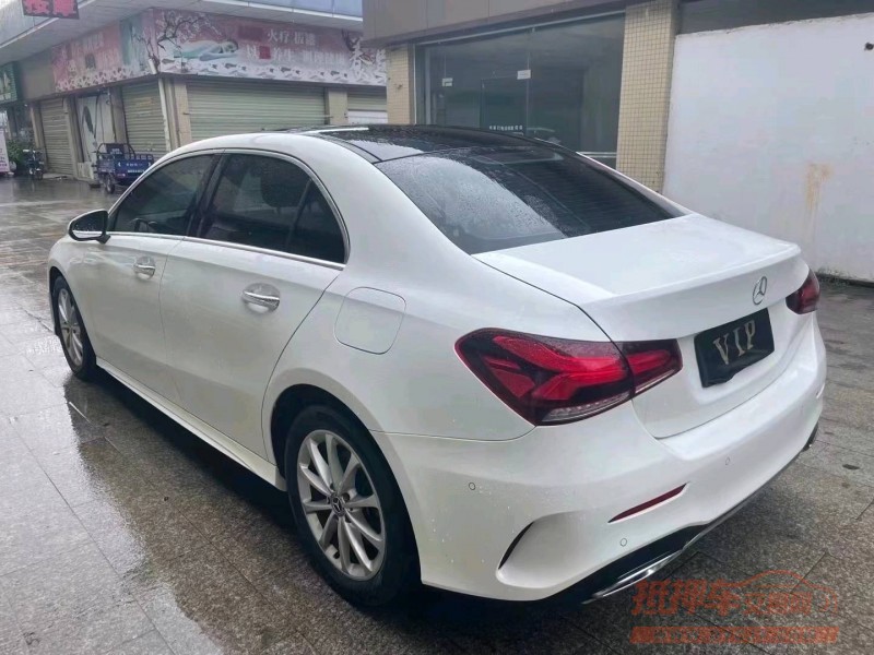 珠海19年奔驰A8